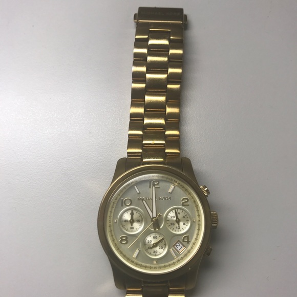 Michael Kors Watch - Picture 7 of 8